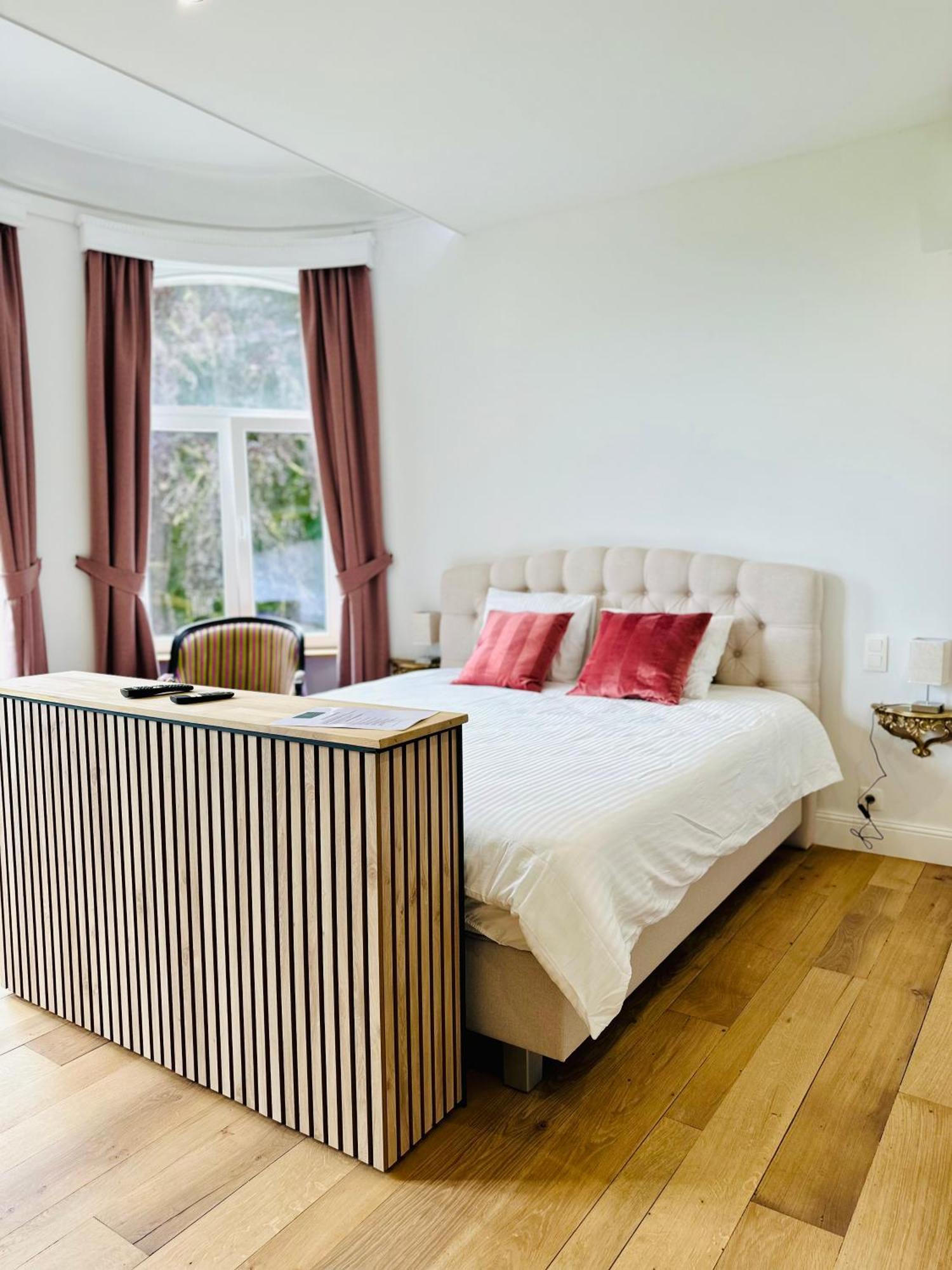 Suite Luxueuse Au Chateau De Saint Vitu 104 Tinlot Εξωτερικό φωτογραφία